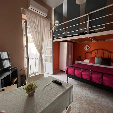 La Maestranza Apartment Rooms Seville Luaran gambar