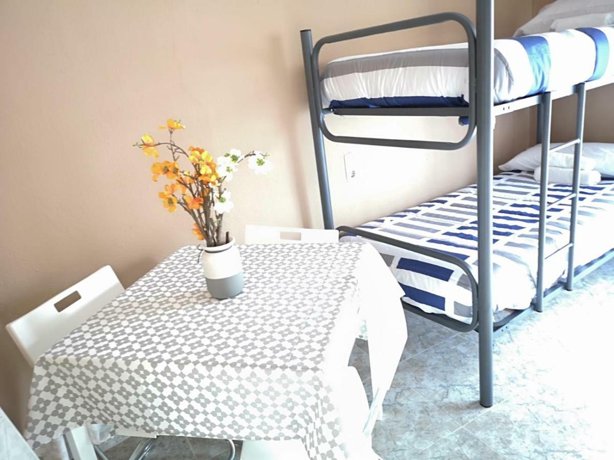 La Maestranza Apartment Rooms Seville Luaran gambar