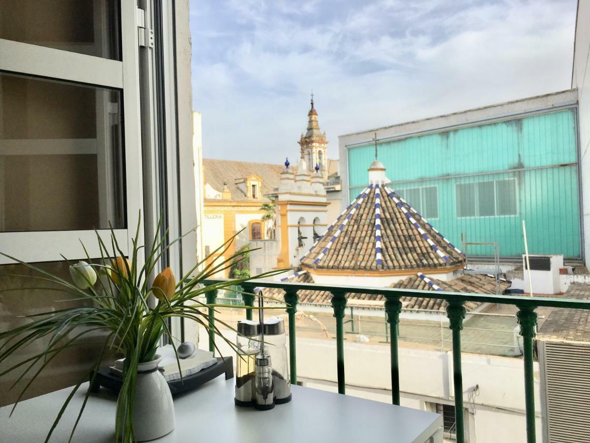 La Maestranza Apartment Rooms Seville Luaran gambar