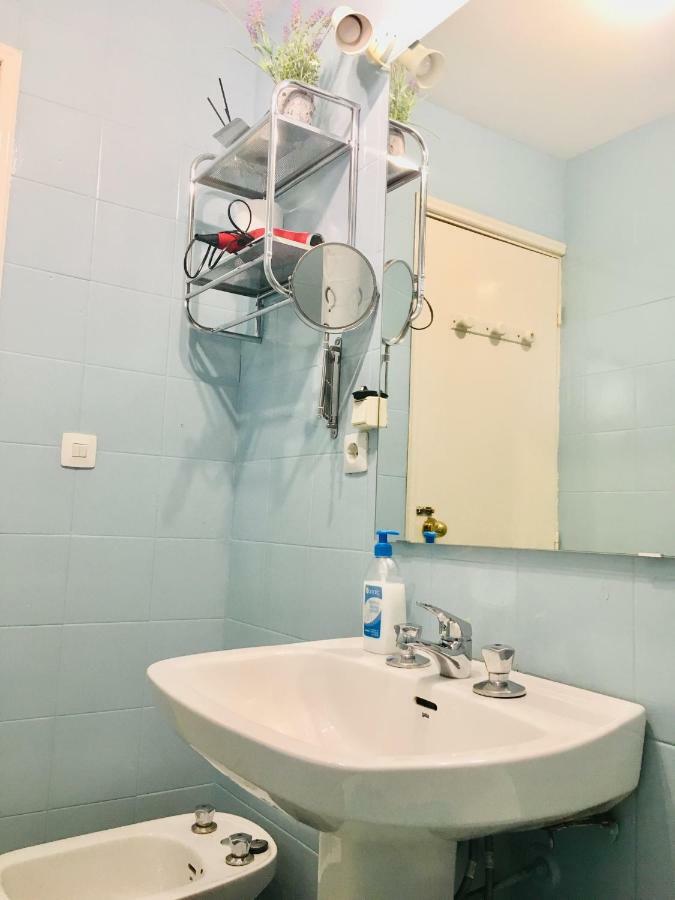 La Maestranza Apartment Rooms Seville Luaran gambar